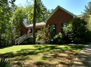 622 Burkhalter Rd SE, Silver Creek, GA 30173