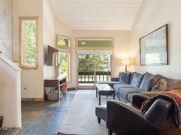 4th image of 121 Willis Pl APT 127
