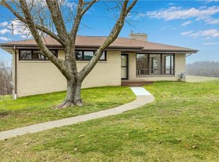 356 Pleasant Dr, Aliquippa, PA 15001