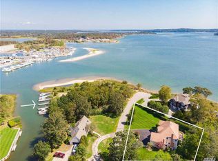 580 Willow Point Rd, Southold, NY 11971