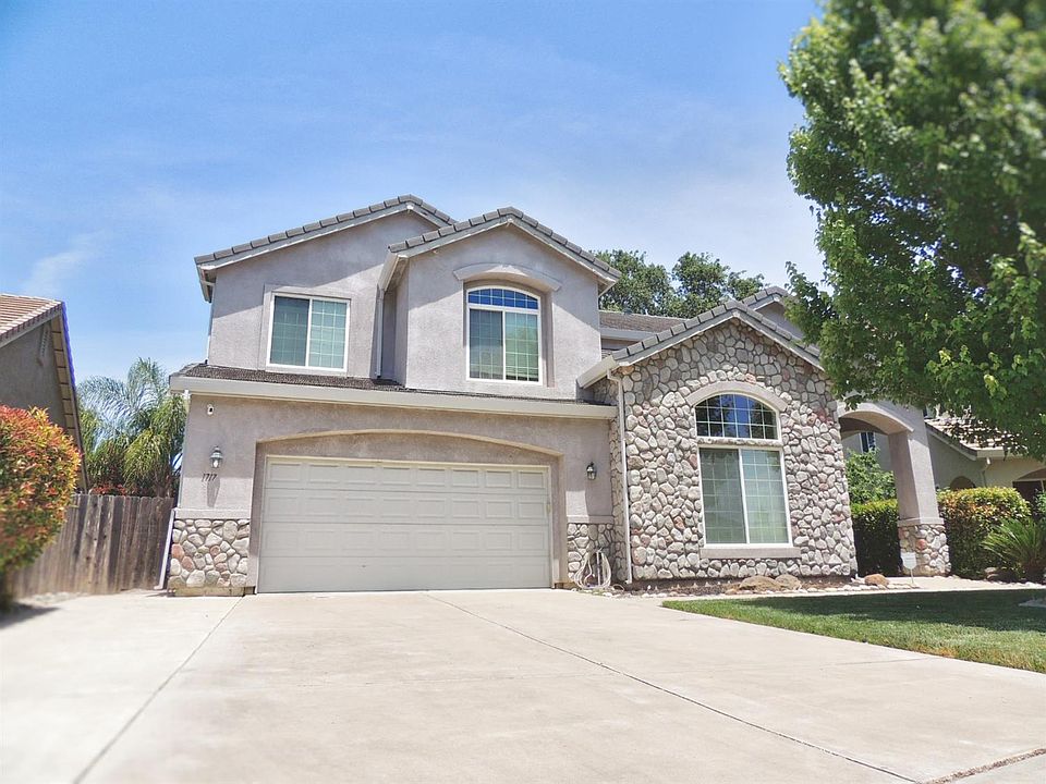 1st image of 1717 Sagebrush Way