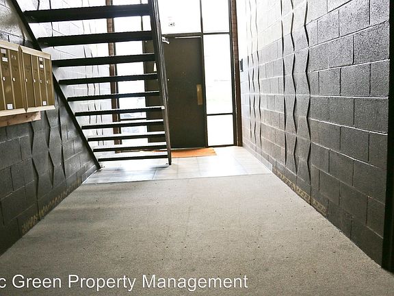 4th image of 416 Bellbrook Ave APT F