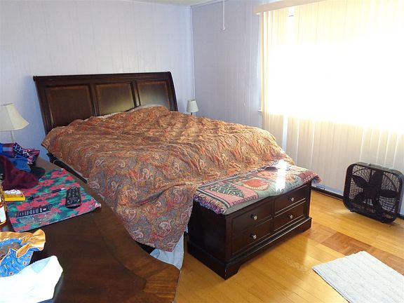 5th image of 434 Bradley Dr