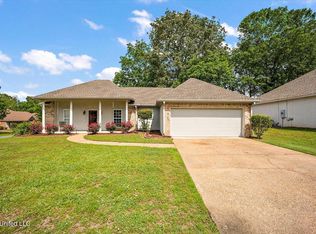 248 Cherry Bark Dr, Brandon, MS 39047