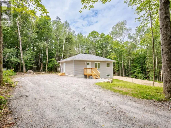 205 Greenwood Dr, Bonfield, ON P0H 1E0