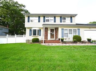 1150 Connetquot Ave, Central Islip, NY 11722
