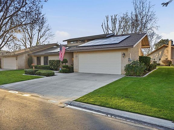 3rd image of 2200 El Portal Dr Unit 34