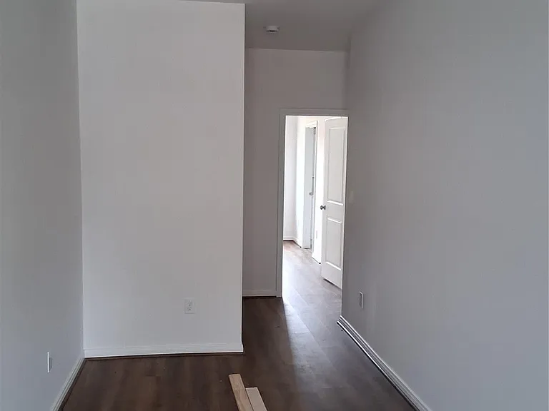 6835 Landor St — Photo 21