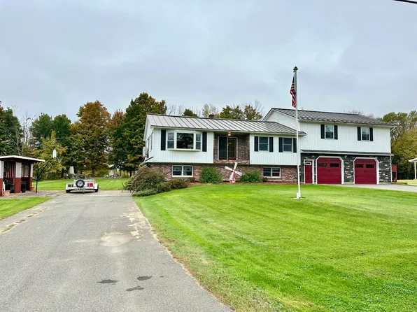 27 Wood Street, Fairfield, ME 04937