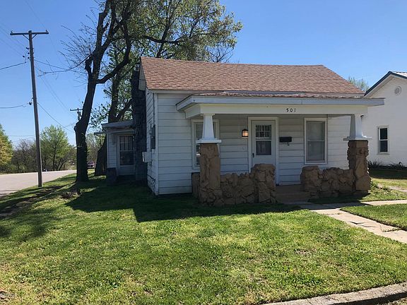 2nd image of 501 Bellevue St