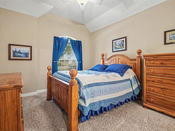 5th image of 1541 Moncrey Ave