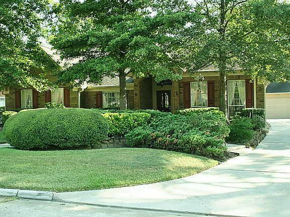 2nd image of 3115 Woodland View Dr