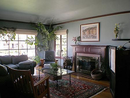 2nd image of 1105 Begier Ave