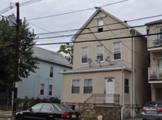 935 Bond St, Elizabeth, NJ 07201