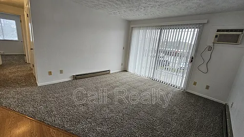 2815 E 27th Ave Photo 1