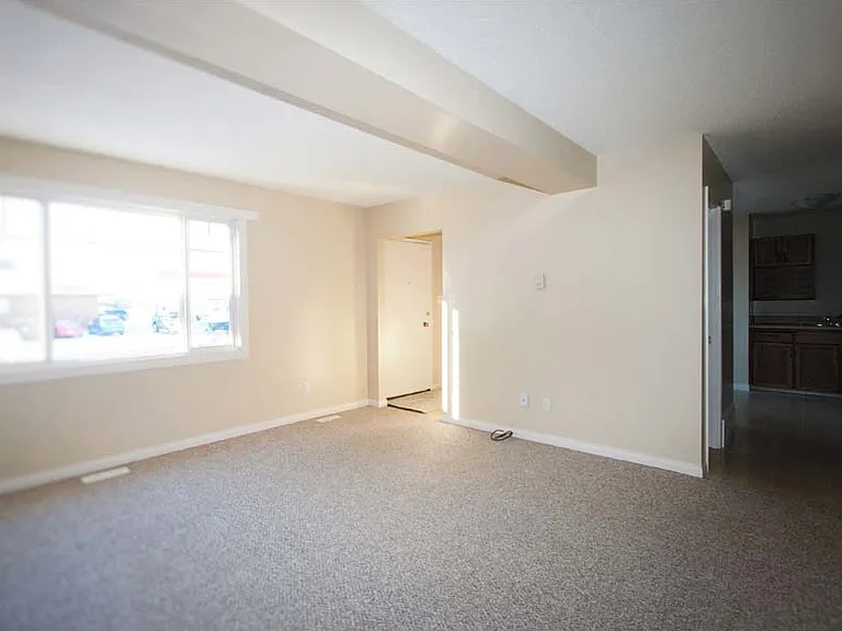 3110 47th Ave — Photo 5