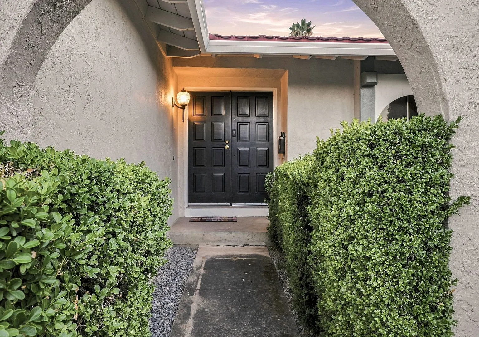 Beautifully Updated 4 Bed 2 Bath Home — Photo 1
