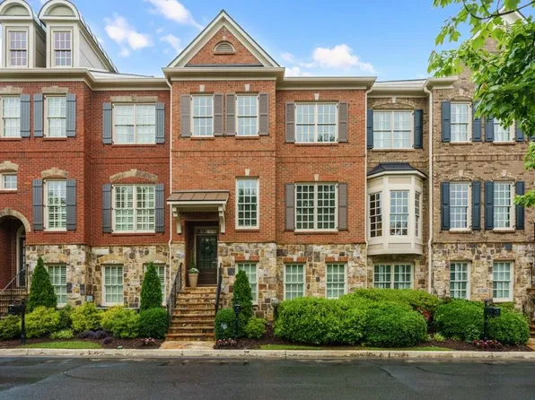 1227 Parkside Village Dr NW, Marietta, GA 30060