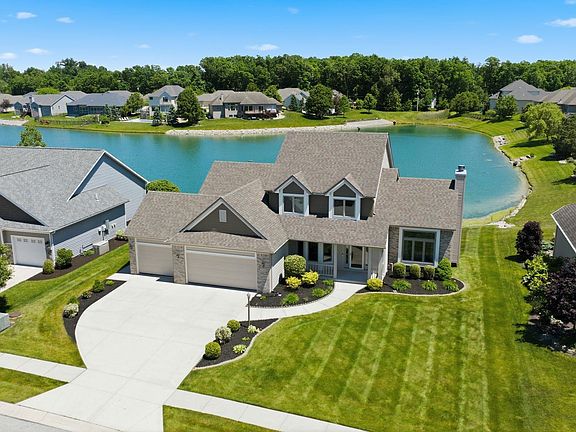 4th image of 2101 Lake Front Dr