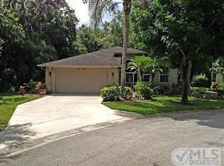 21175 Old Oak Pl, Estero, FL 33928