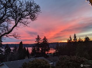 6226 NE 182nd St, Kenmore, WA 98028