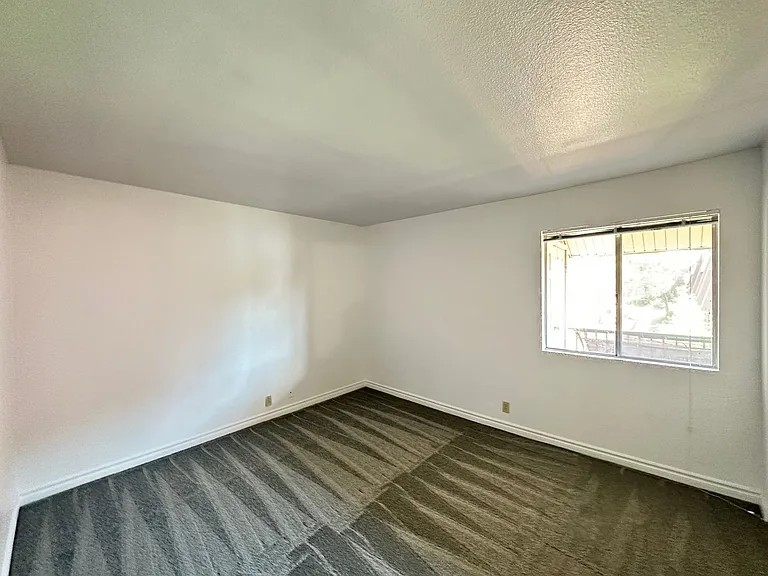 4340 Sandy River Dr #84 — Photo 11