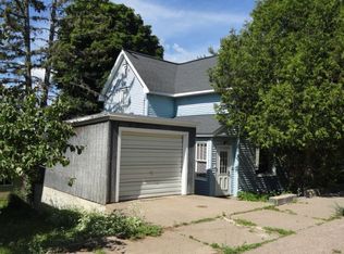 920 Elm St, Hancock, MI 49930