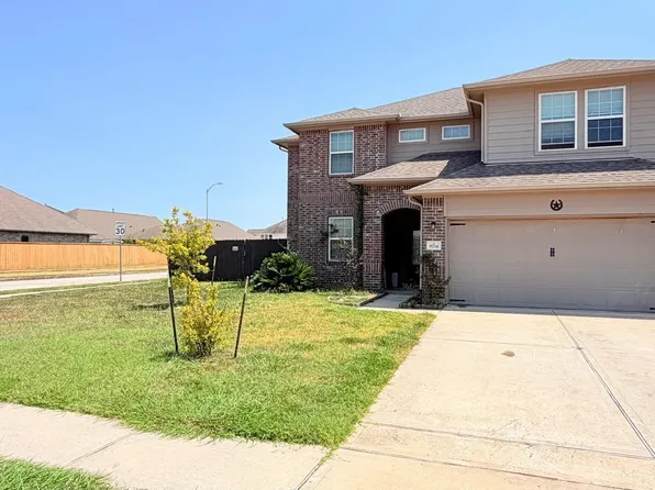 8714 Ruddy Duck Ct, Baytown, TX 77521