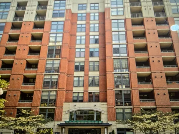 1021 N Garfield St, Arlington, VA