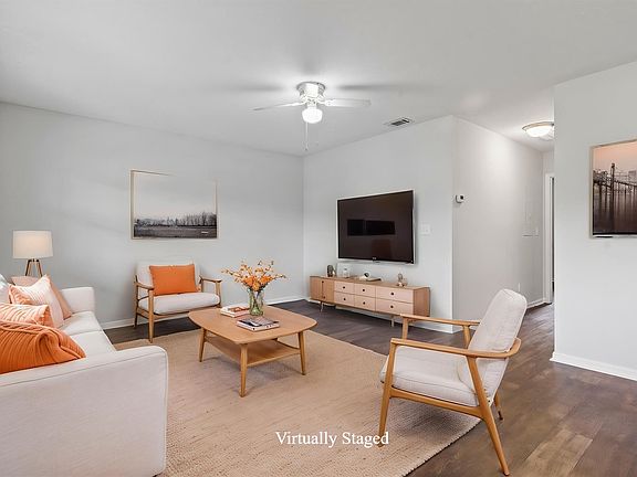 4th image of 4150 Horseshoe Rd. #5