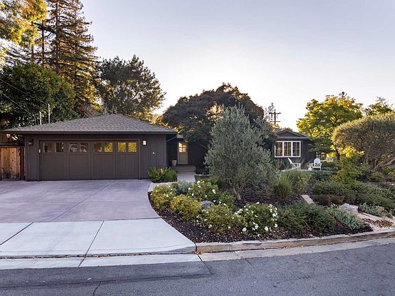 5th image of 161 Lucero Way
