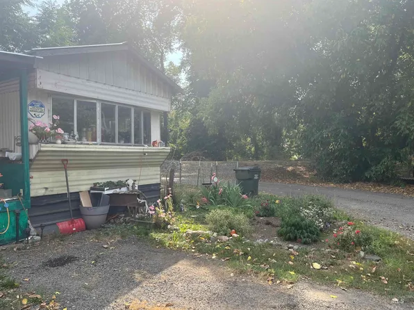 102 North St, Stites, ID 83552