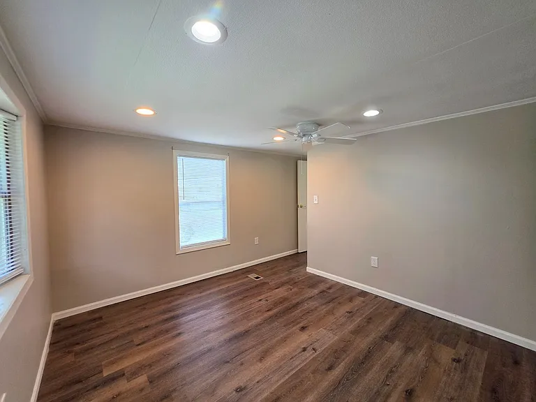 2821 Hillcrest Ave #7 — Photo 10