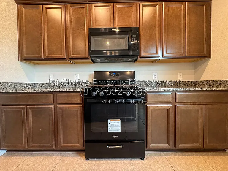 225 Lemley Dr — Photo 15