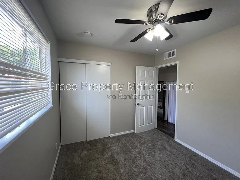 7691 Leyden Ln — Photo 10