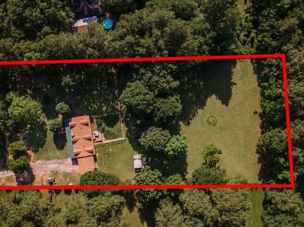 208 N Oak Hill Dr, Huffman, TX 77336