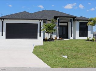 1225 NE 11th Terrace Cpe, Coral, FL 33909