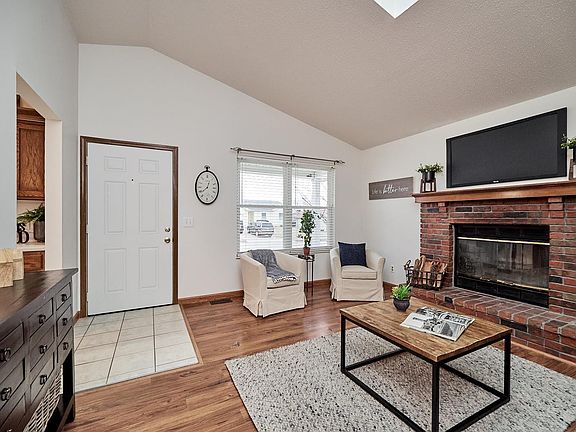 Another fabulous view of the Great Room with plenty of natural light.