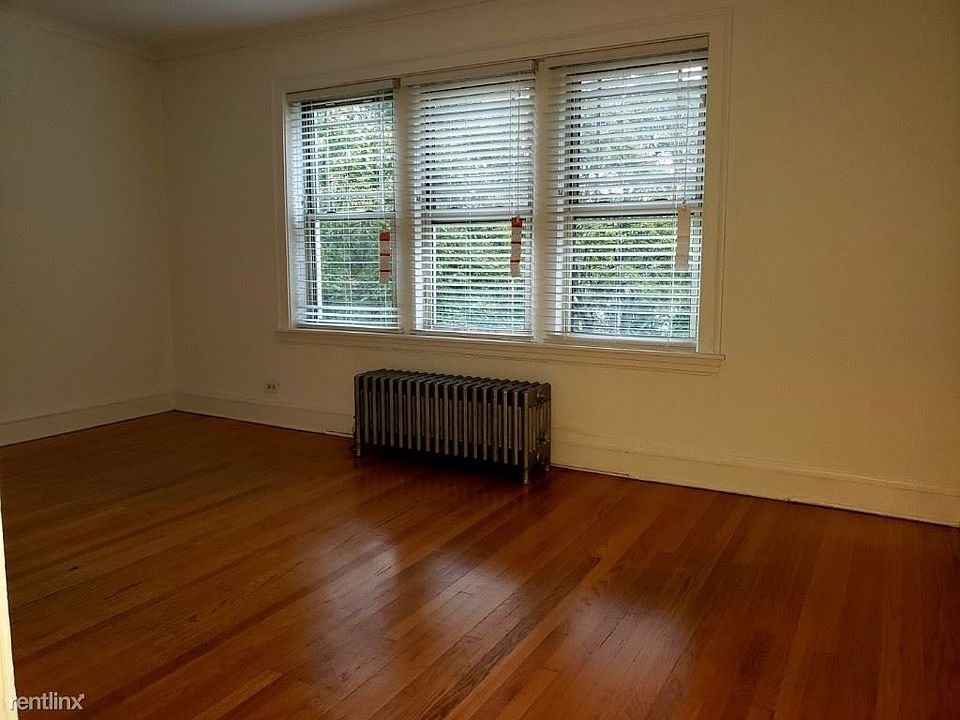 1st image of 1727 W Thorndale Ave #1
