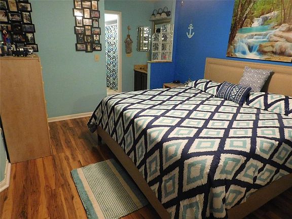5th image of 3112 S SEMORAN BOULEVARD #5