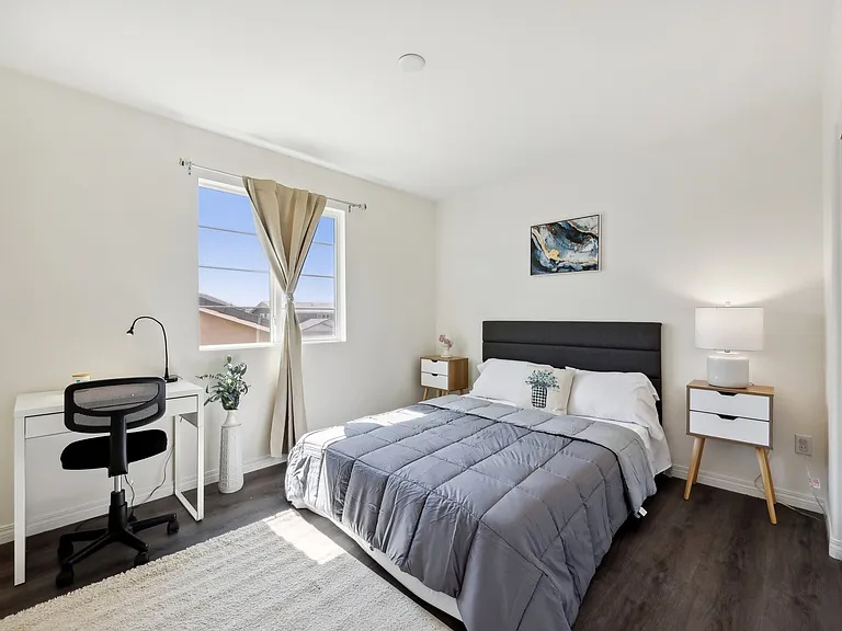 Where comfort meets productivity: the perfect blend of cozy relaxation and focused workspace.