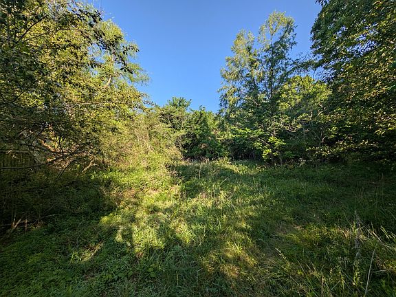3rd image of 1023 Abiff Rd
