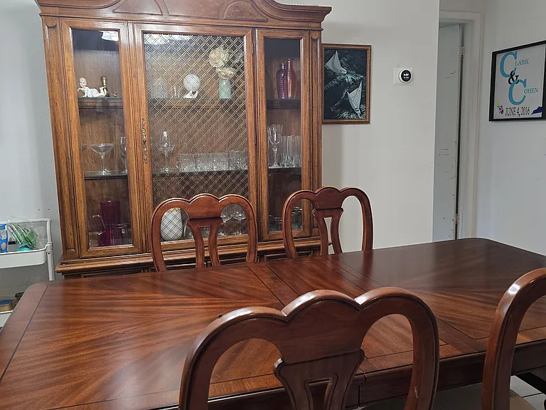 1545 Maxwell Ln — Photo 26