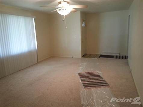 3rd image of 1212 Macarthur Dr