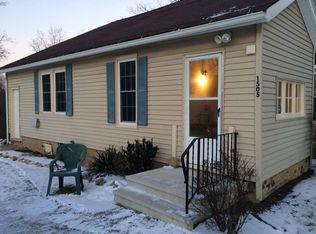 1505 E Wallen Rd, Fort Wayne, IN 46825