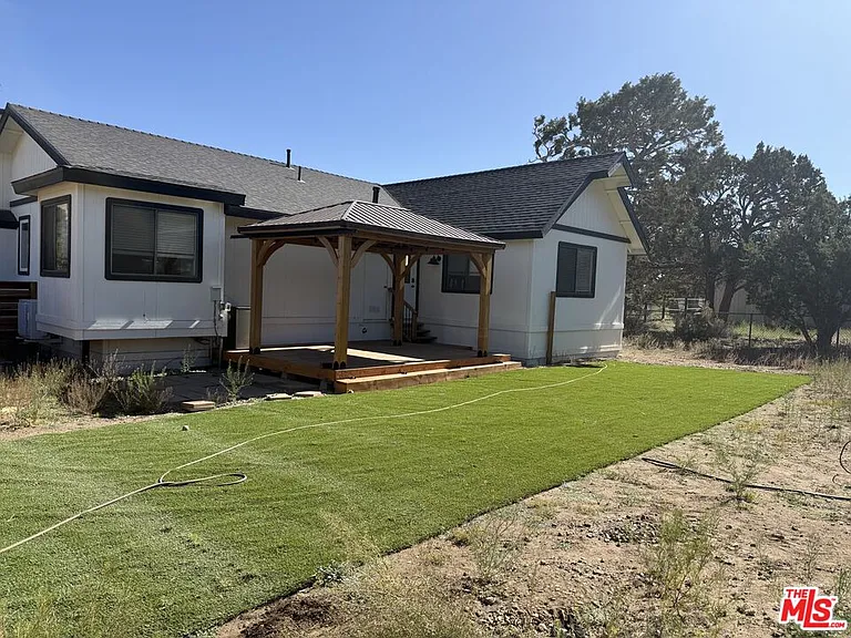 47041 Old Pioneer Town Rd — Photo 19
