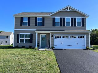 290 Quartz Dr, Dover, DE 19904