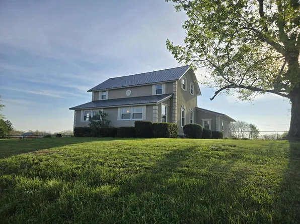 23750 N State Highway 37, Dix, IL 62830