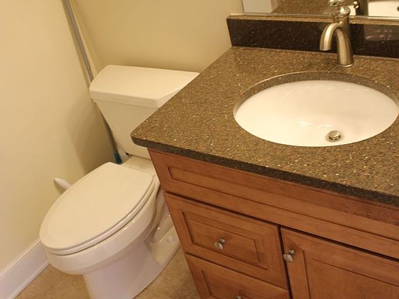 4th image of 2079 Laura Mews Pl