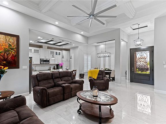 5th image of 3013 Grulla Ave